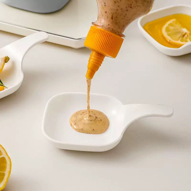 6 Pcs Sauce Dish Set – Creative Tomato Design Food Dipping Bowls for Sauces, Snacks, Cheese, Fruits & Steak Seasoning | Multi-Use Small Plates for Home Kitchen, Café & Restaurant | High-Quality Plastic Mini Bowls for Chutney, Pickles, Ketchup & Dips