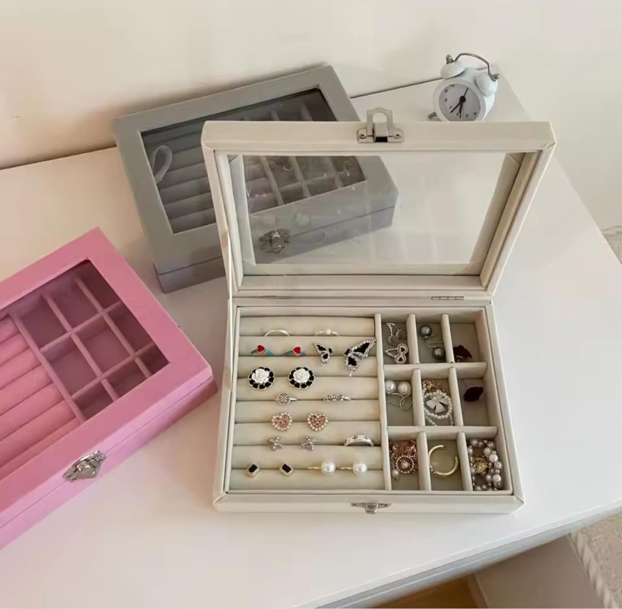 Jewelry Organizer Box for Travelling Leather Box Hair Accessories PU Leather Small Jewelry Box, Travel Portable Jewelry Case for Ring, Pendant, Earring, Necklace, Bracelet Organizer Storage Holder Boxes Mini Jewelry Box Girls Women
